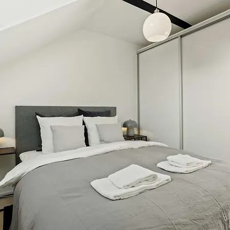 Authentic Midtown شقة